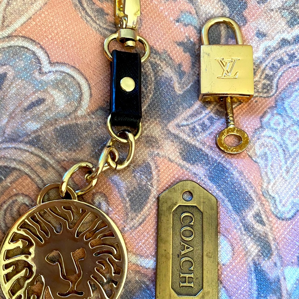 Keychains accessories